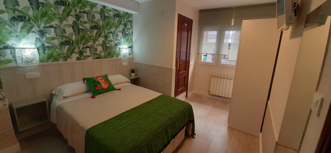Hostal Verdemar خيخون المظهر الخارجي الصورة