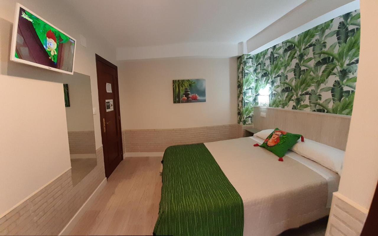 Hostal Verdemar خيخون المظهر الخارجي الصورة